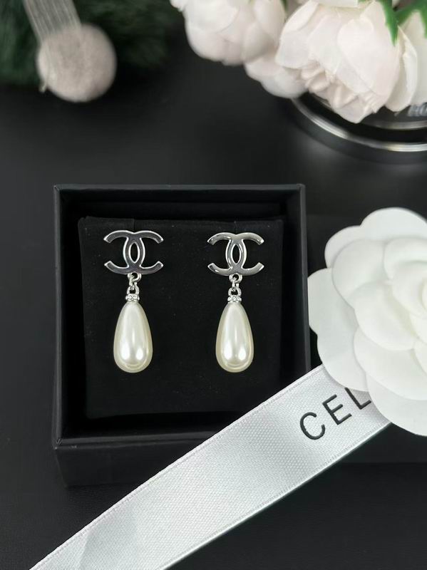 Chanel Earring 03yxs656